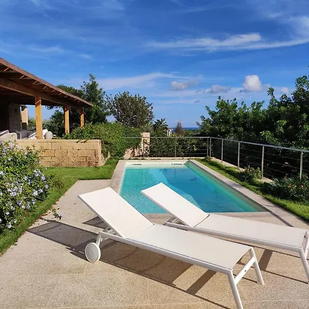Fantastica Con Piscina 9 Posti Letto